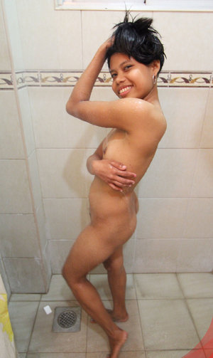 18 year old girl Emily Bender loses her virginity during sex on a leather sofa